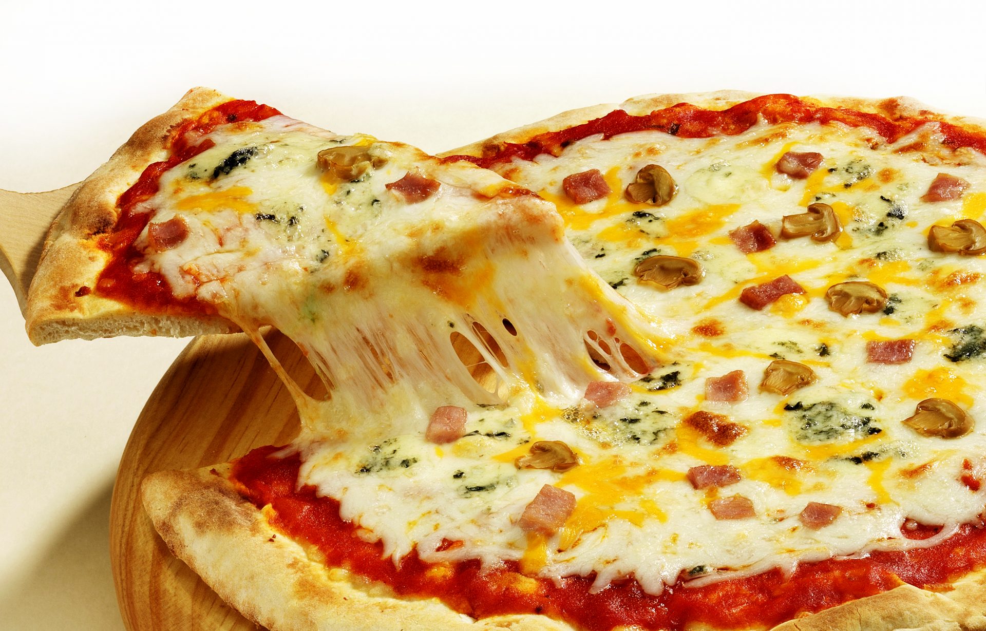 что можно приготовить из сыра моцарелла для пиццы фото 113